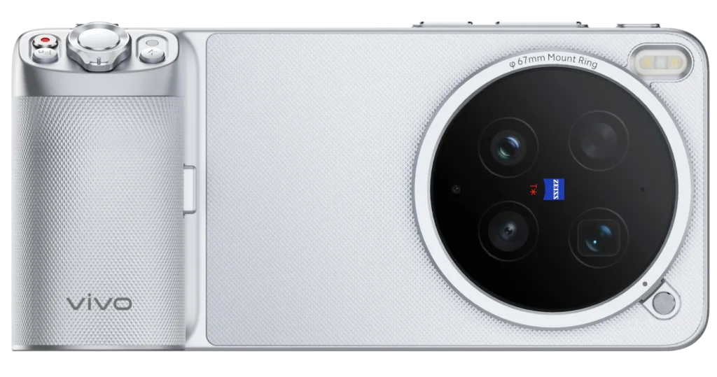 vivo X300 Ultra ZEISS Telephoto Extender Gen 2 Ultra with 400mm equivalent focal length