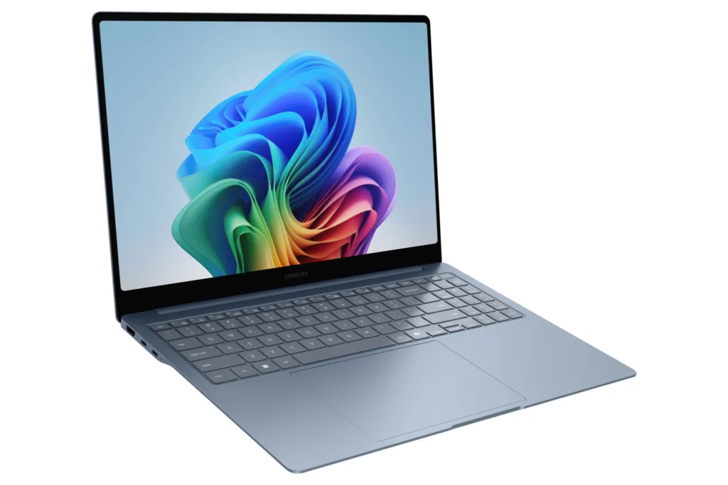 Samsung Galaxy Book6 Edge 16-inch Dynamic AMOLED 2X display